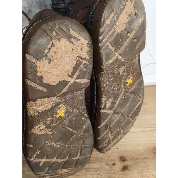 Dr Martens shoes - Picture 7 of 8
